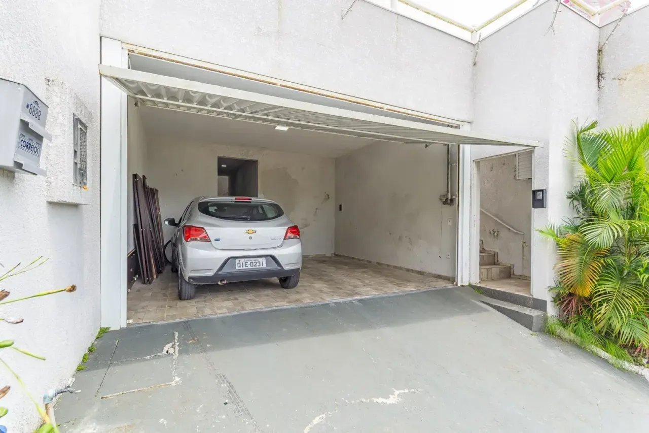 Casa com 4 dormitórios sendo 2 suítes e 2 vagas de garagem no Bairro Nações em Balneário Camboriú — foto 21