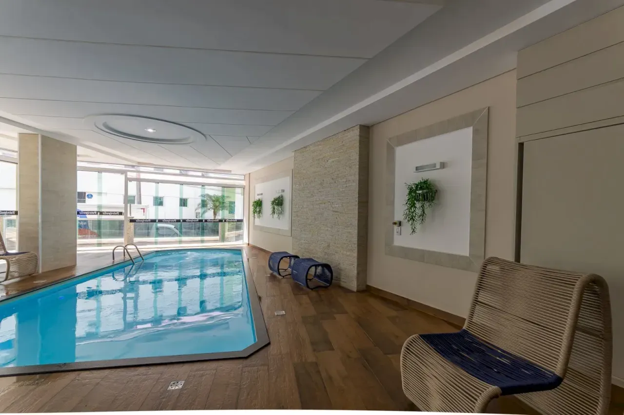 Apartamento no Edifício Residencial Petrópolis com 3 suítes em Balneário Camboriú — foto 29