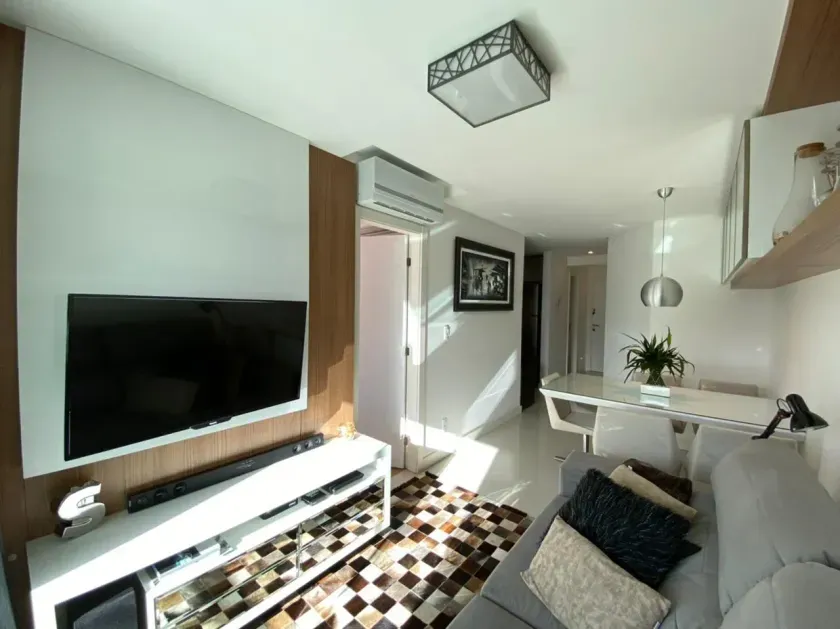 Apartamento mobiliado com 1 dormitório e 1 vaga de garagem no bairro Ariribá em Balneário Camboriú — foto 4