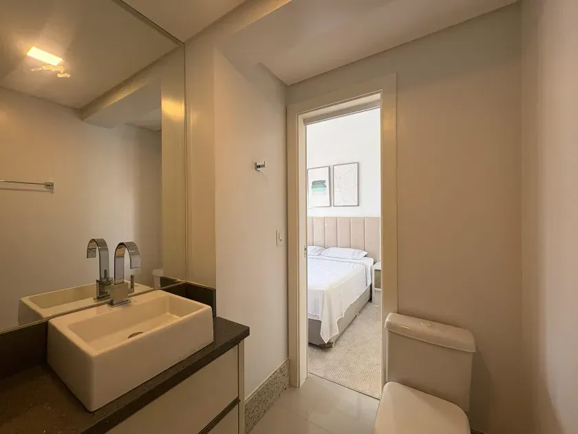 Cobertura Duplex com 5 dormitórios sendo 3 suites e 3 vagas no Centro de Balneário Camboriú — foto 35