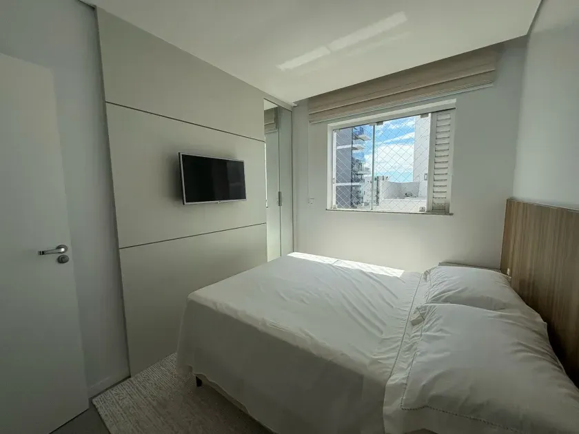 Cobertura Duplex com 5 dormitórios sendo 3 suites e 3 vagas no Centro de Balneário Camboriú — foto 10