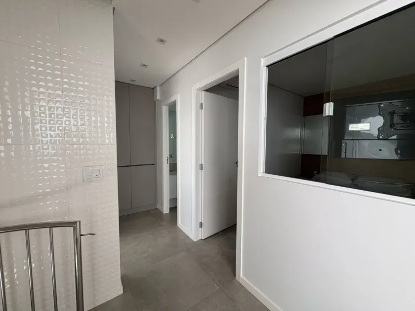Cobertura Duplex com 5 dormitórios sendo 3 suites e 3 vagas no Centro de Balneário Camboriú — foto 27