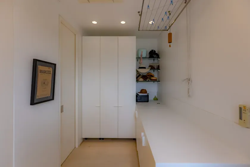 Apartamento mobiliado com 4 suítes e 5 vagas de garagem na Avenida Atlântica em Balneário Camboriú — foto 47