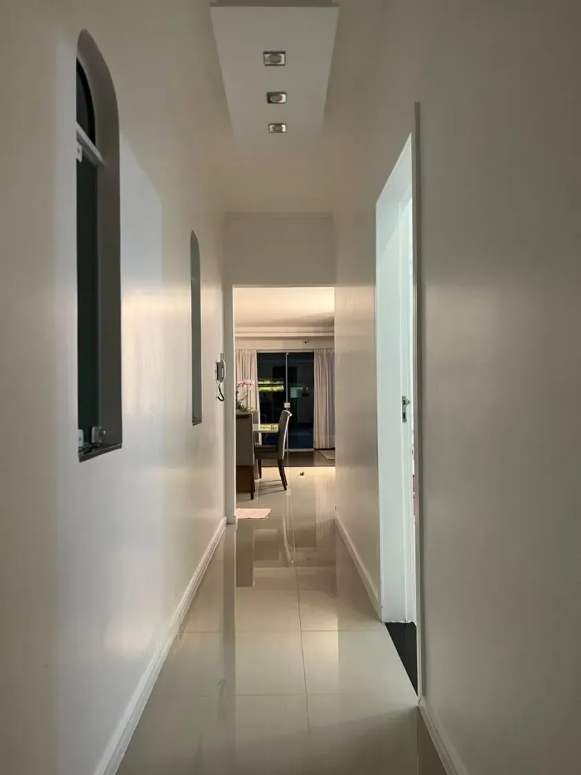Casa mobiliada com 2 suítes e 2 vagas de garagem na Barra em Balneário Camboriú — foto 6
