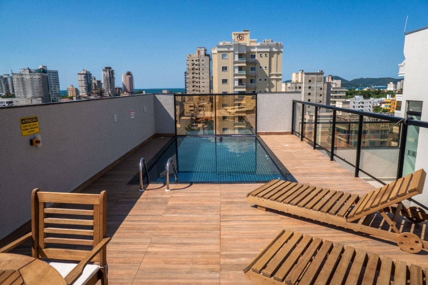 Area de lazer 1 do Parthenon Residence em Porto Belo SC
