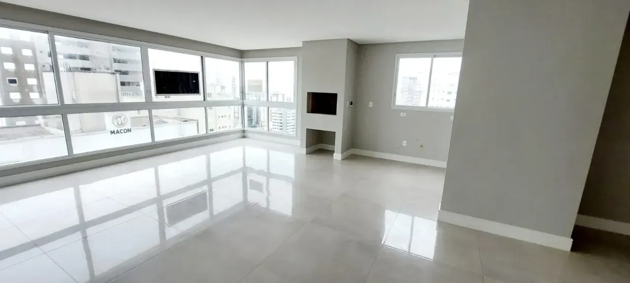 Apartamento no Edificio Biarritz em Balneário Camboriú — foto 10