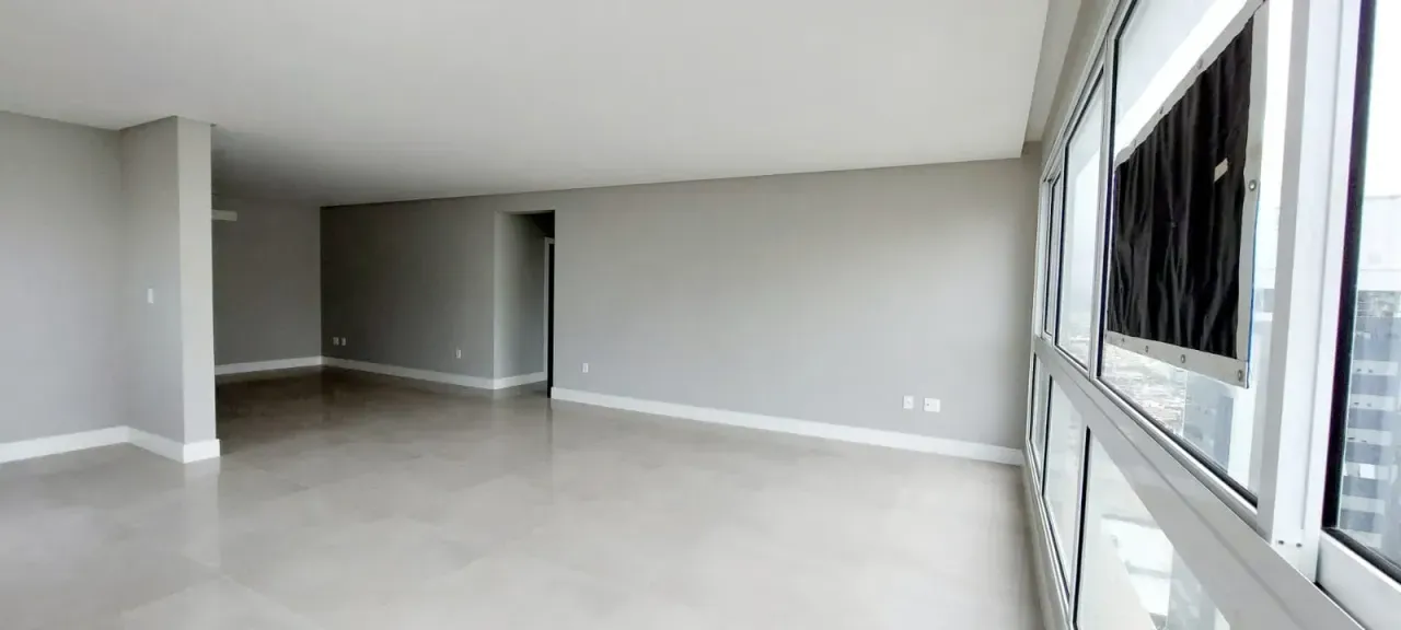 Apartamento no Edificio Biarritz em Balneário Camboriú — foto 8
