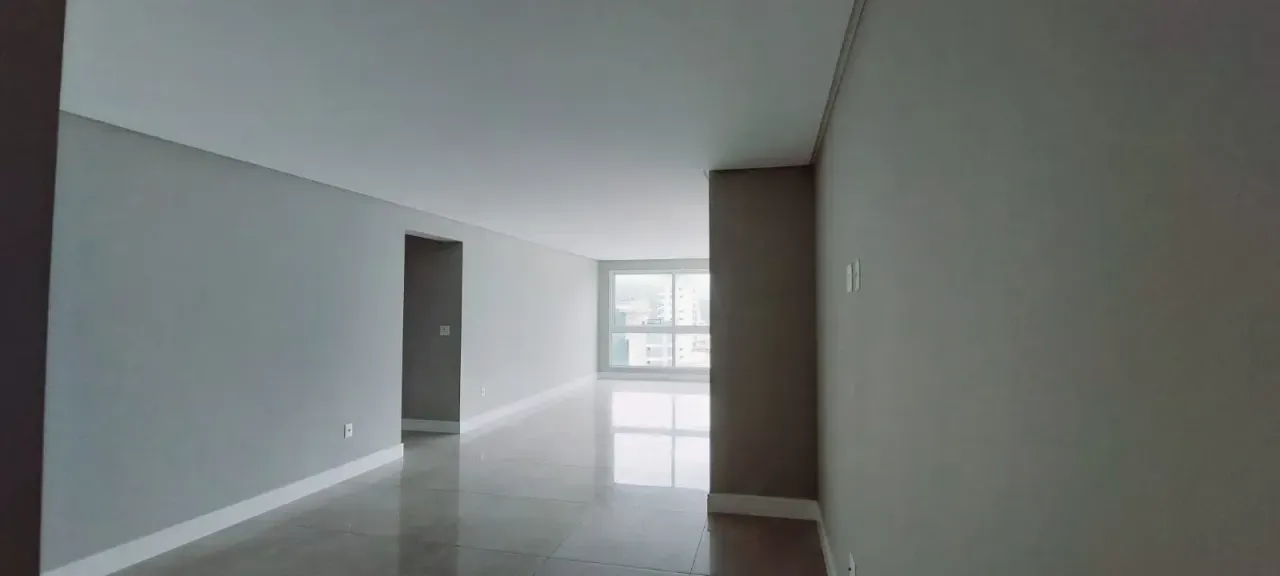 Apartamento no Edificio Biarritz em Balneário Camboriú — foto 12