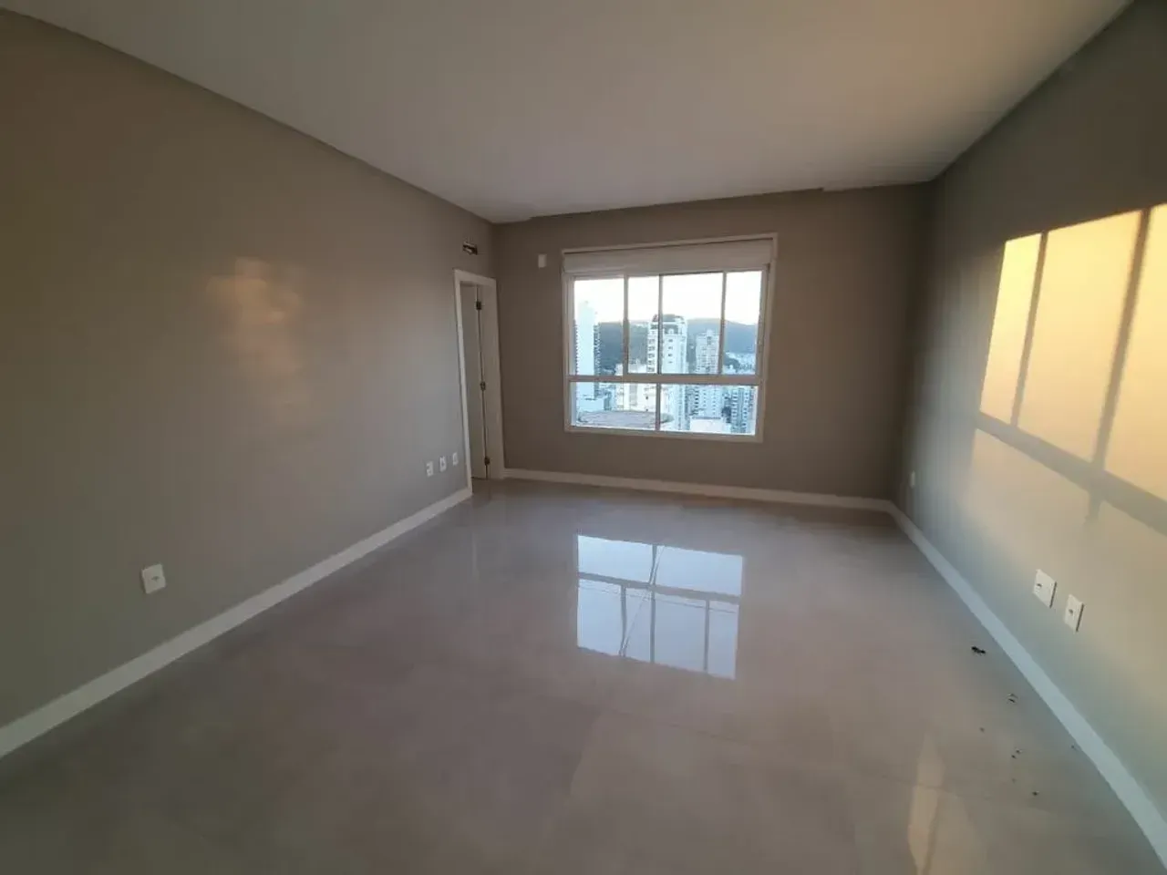 Apartamento no Edificio Biarritz em Balneário Camboriú — foto 11