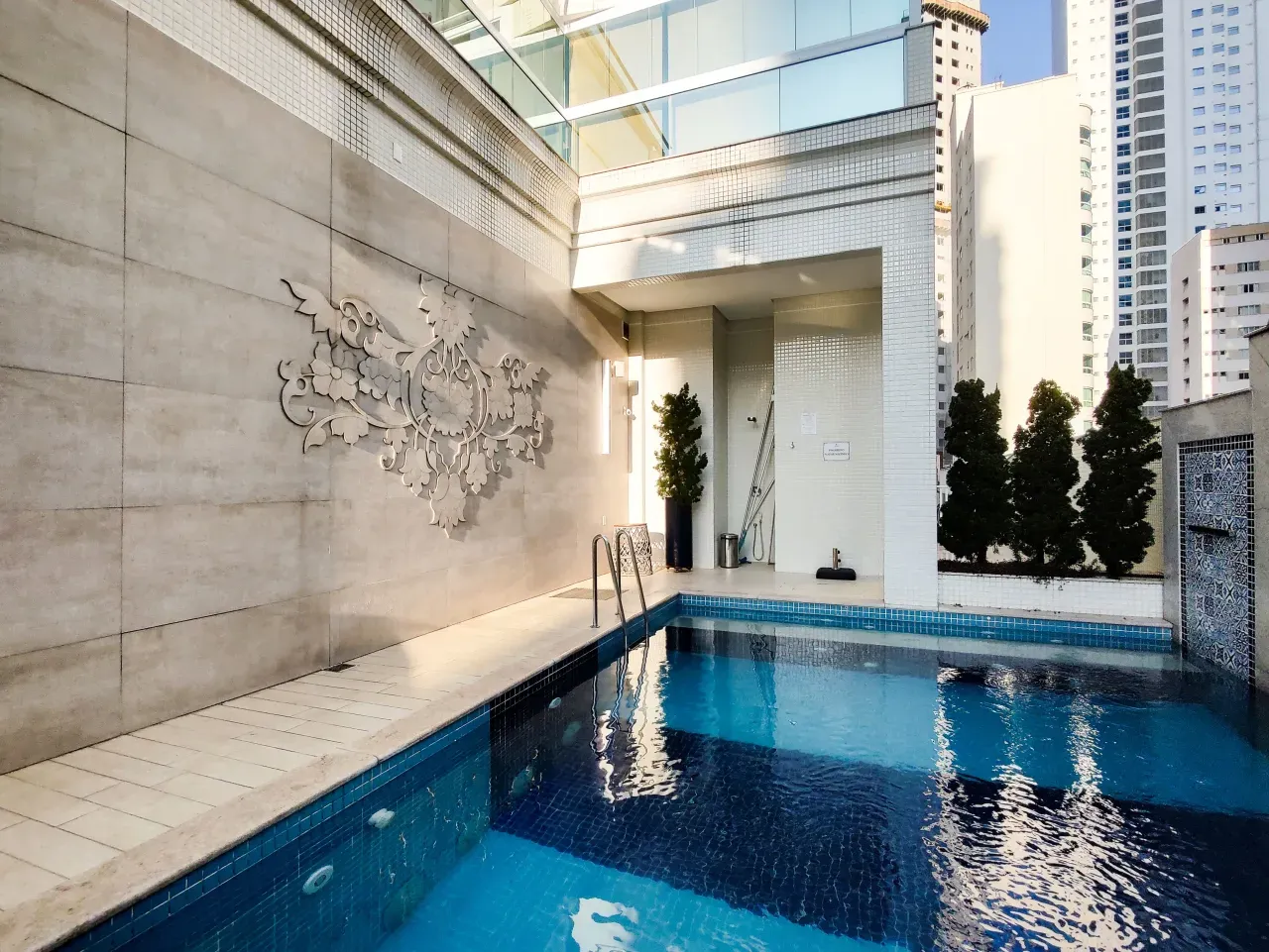 Apartamento no Edificio Solar Gonçalves em Balneário Camboriú — foto 9