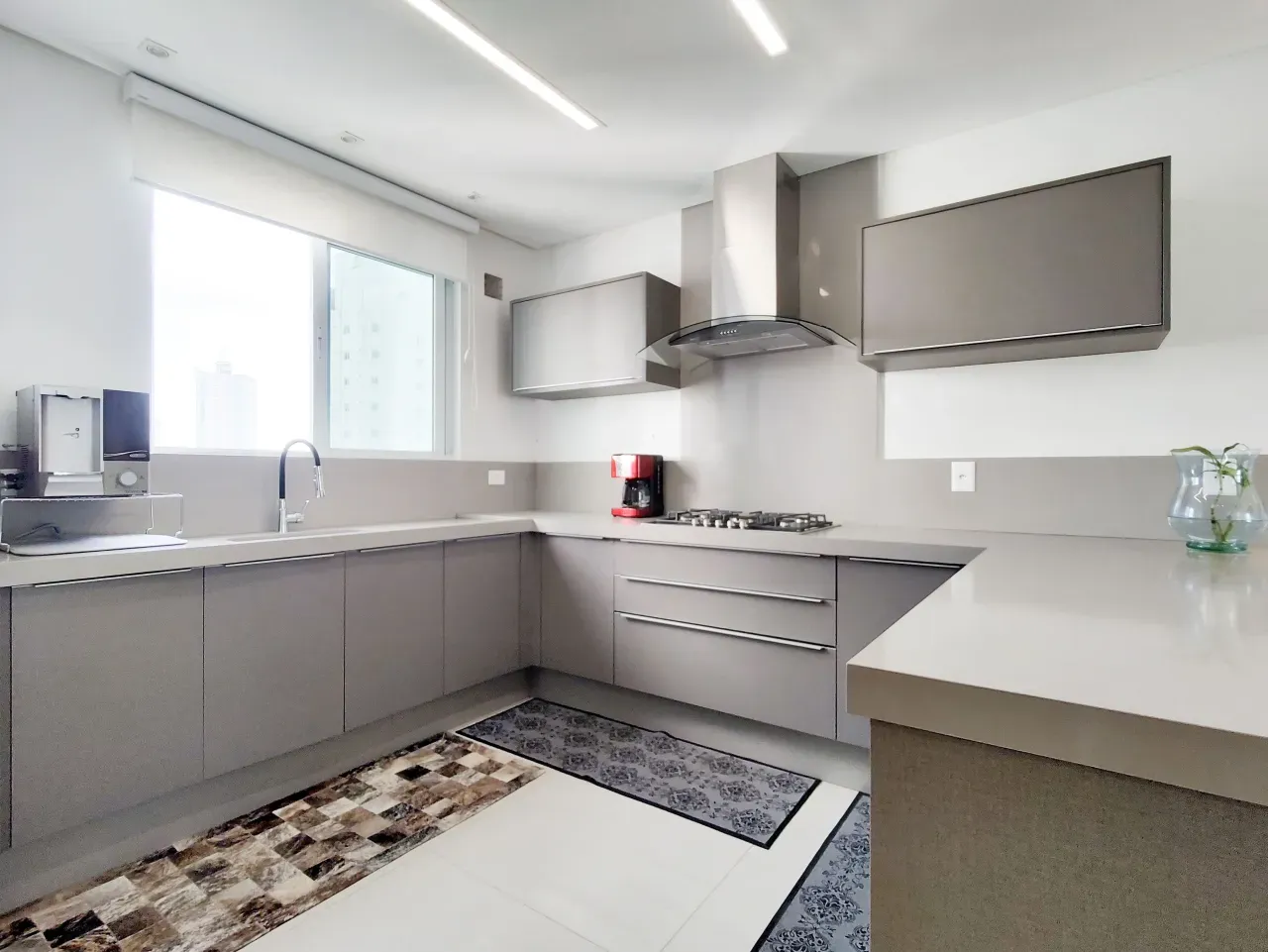 Apartamento no Edificio Solar Gonçalves em Balneário Camboriú — foto 14