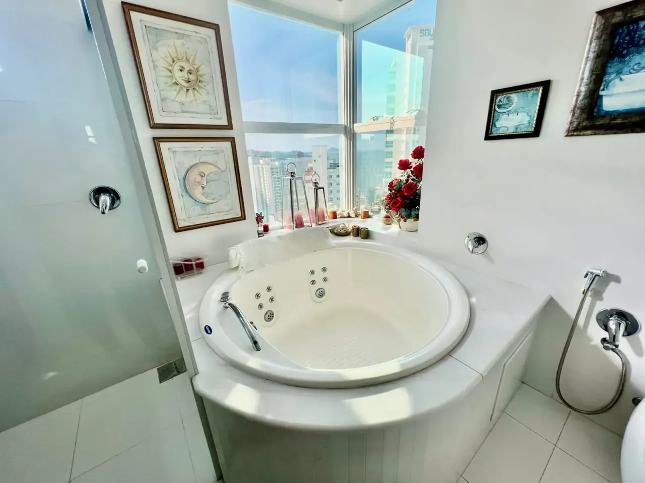 Apartamento no Edifício Four Seasons Balneário Camboriú — foto 2