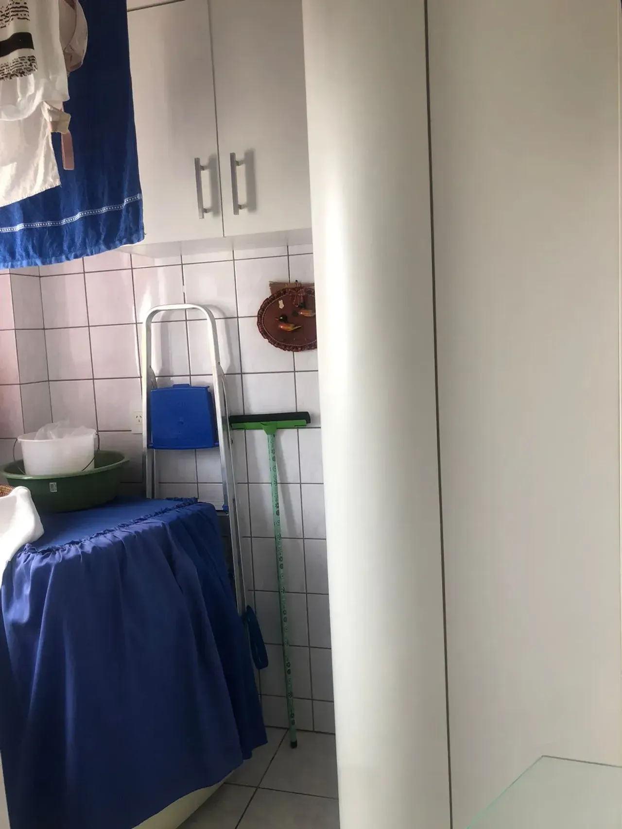 Apartamento no Edifício Ana Capri com 3 dormitórios em Balneário Camboriú — foto 14