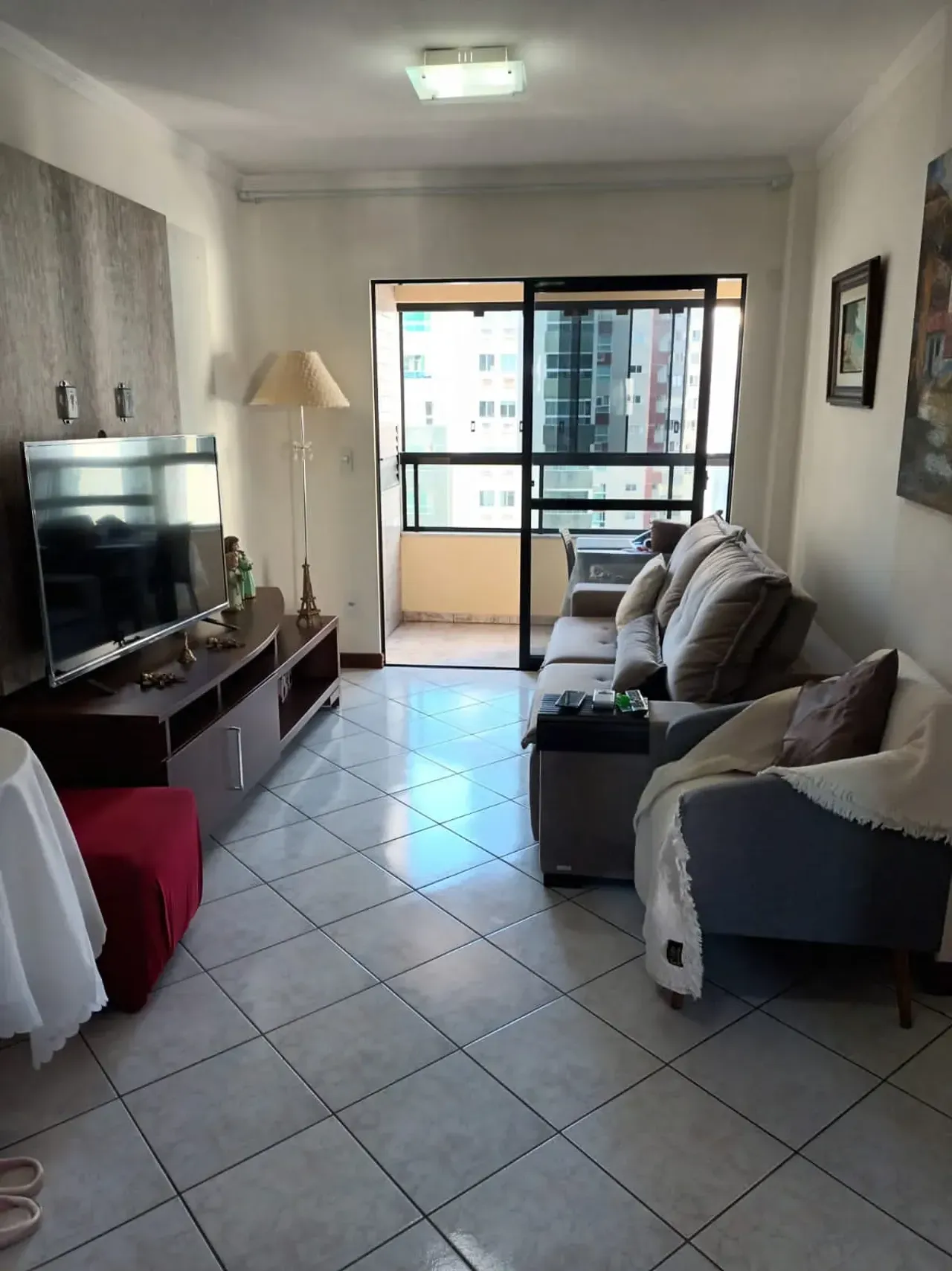 Apartamento no Edifício Ana Capri com 3 dormitórios em Balneário Camboriú — foto 2