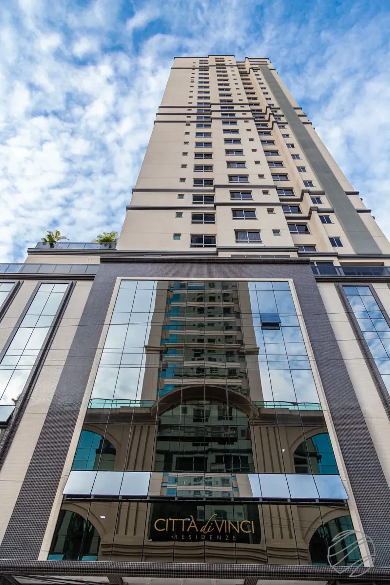 Apartamento no Città di Vinci com 4 dormitórios em Balneário Camboriú