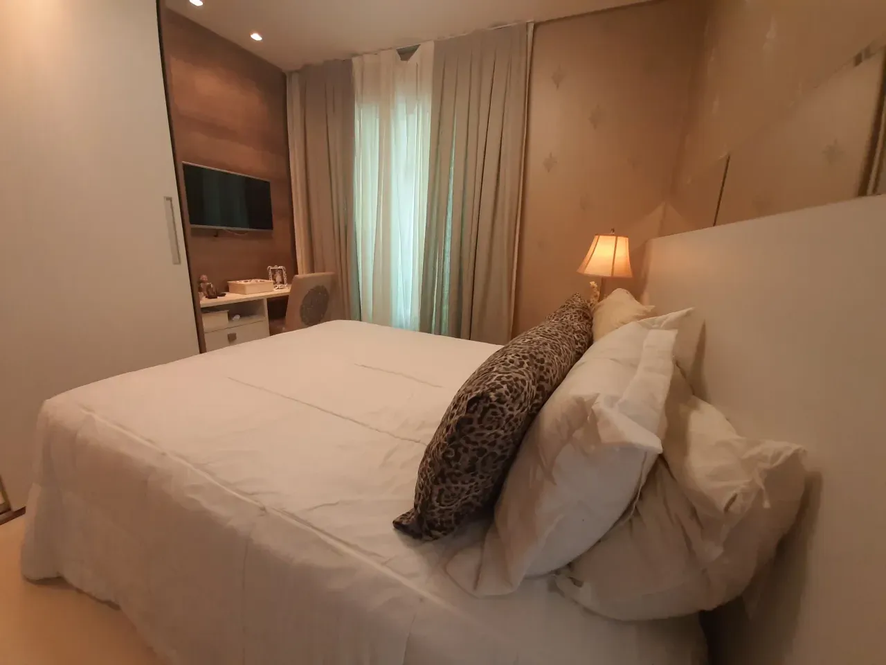 Apartamento no Edificio Residencial Torre de Lyon com 3 suítes em Balneário Camboriú — foto 9