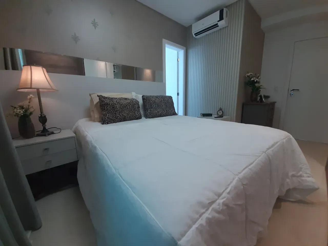 Apartamento no Edificio Residencial Torre de Lyon com 3 suítes em Balneário Camboriú — foto 7