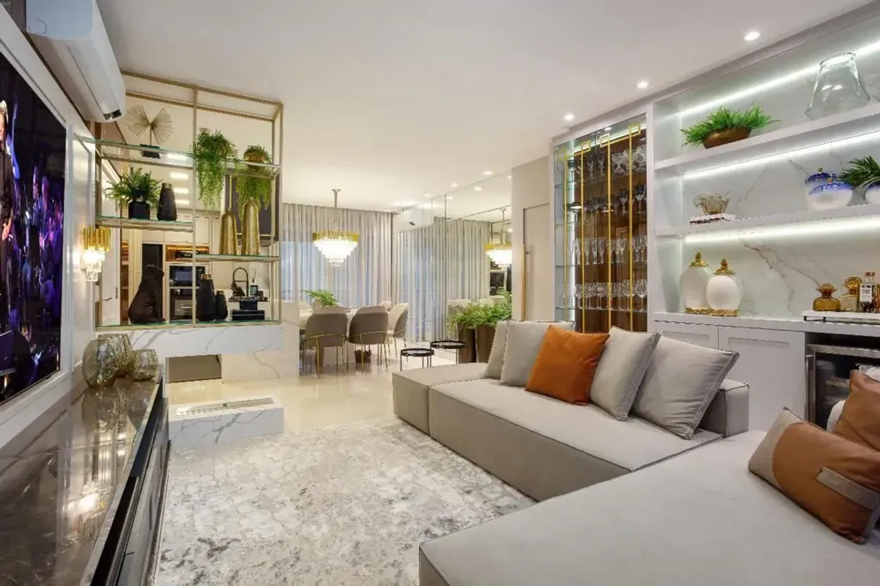 Apartamento com 3 dormitórios sendo 2 suítes e 3 vagas de garagem no Centro de Balneário Camboriú/SC — foto 9