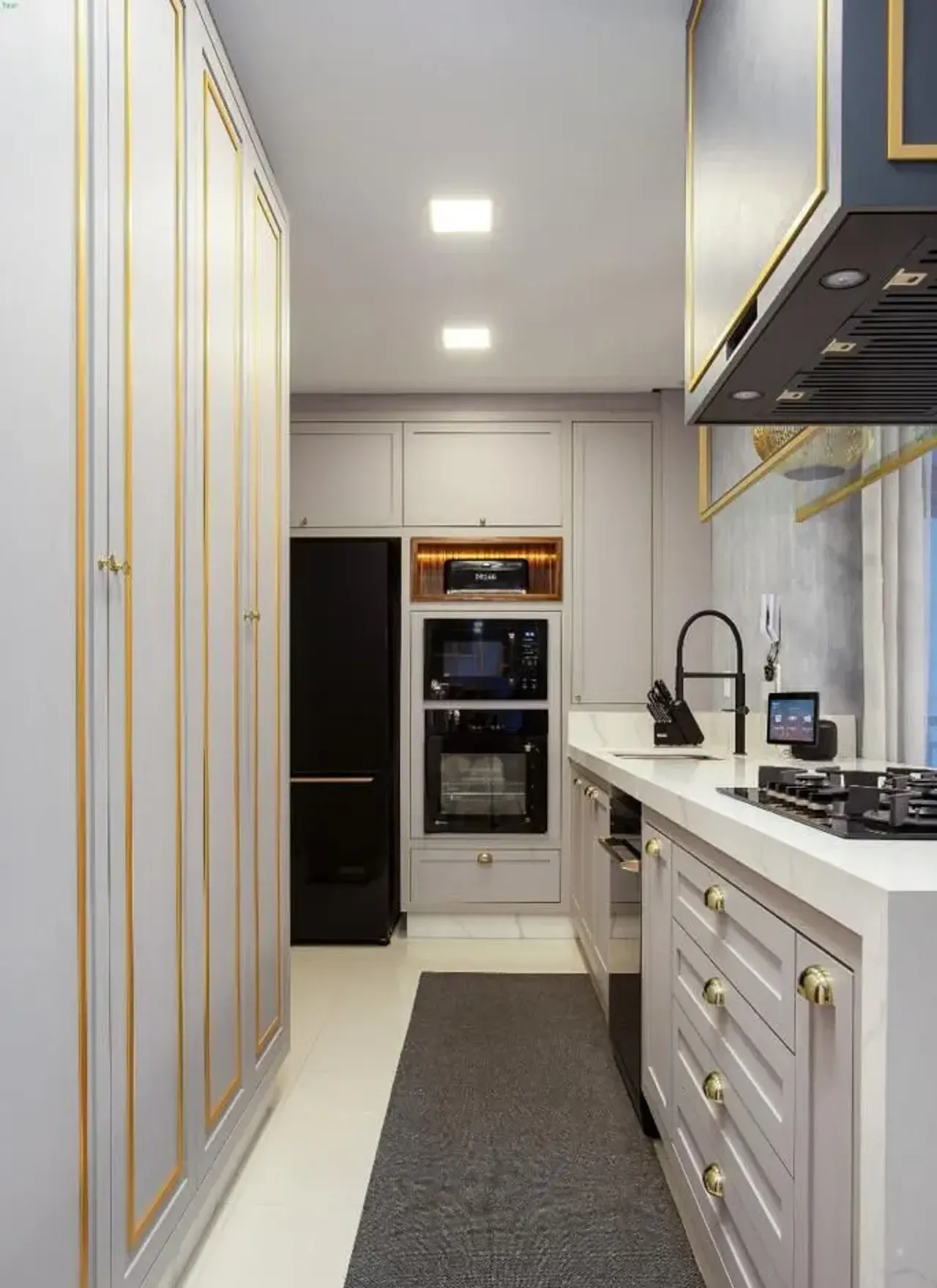 Apartamento com 3 dormitórios sendo 2 suítes e 3 vagas de garagem no Centro de Balneário Camboriú/SC — foto 15
