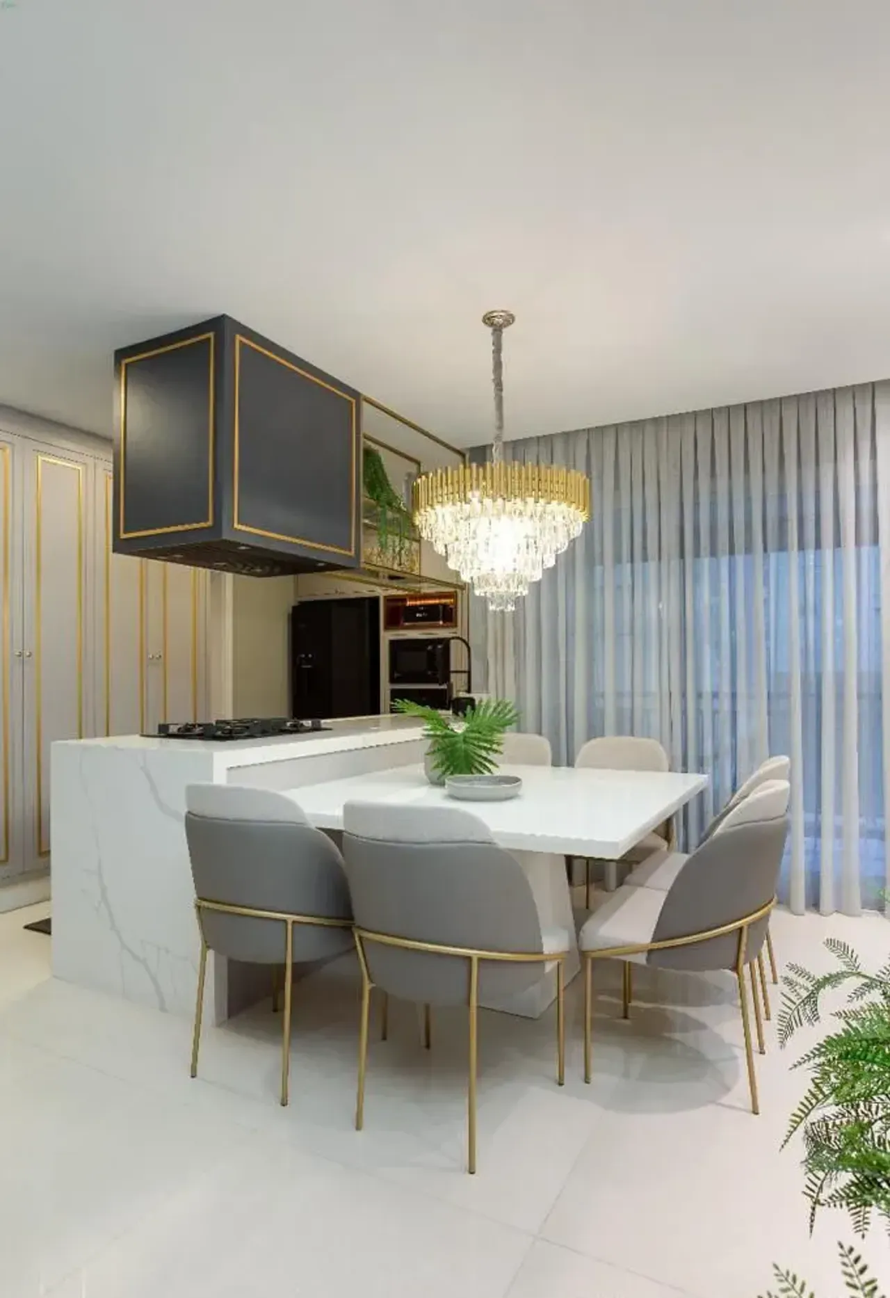 Apartamento com 3 dormitórios sendo 2 suítes e 3 vagas de garagem no Centro de Balneário Camboriú/SC — foto 4