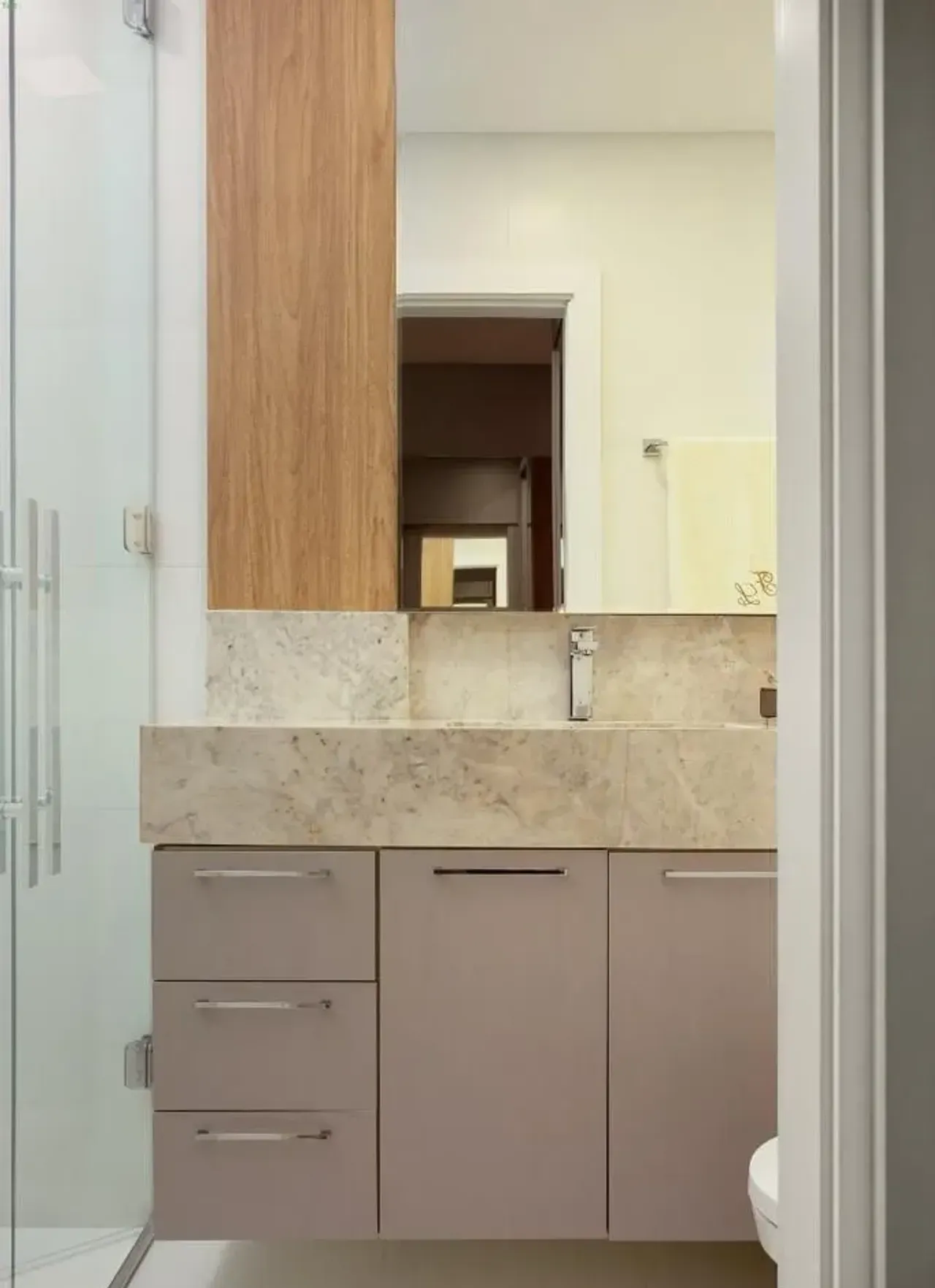 Apartamento com 3 dormitórios sendo 2 suítes e 3 vagas de garagem no Centro de Balneário Camboriú/SC — foto 40
