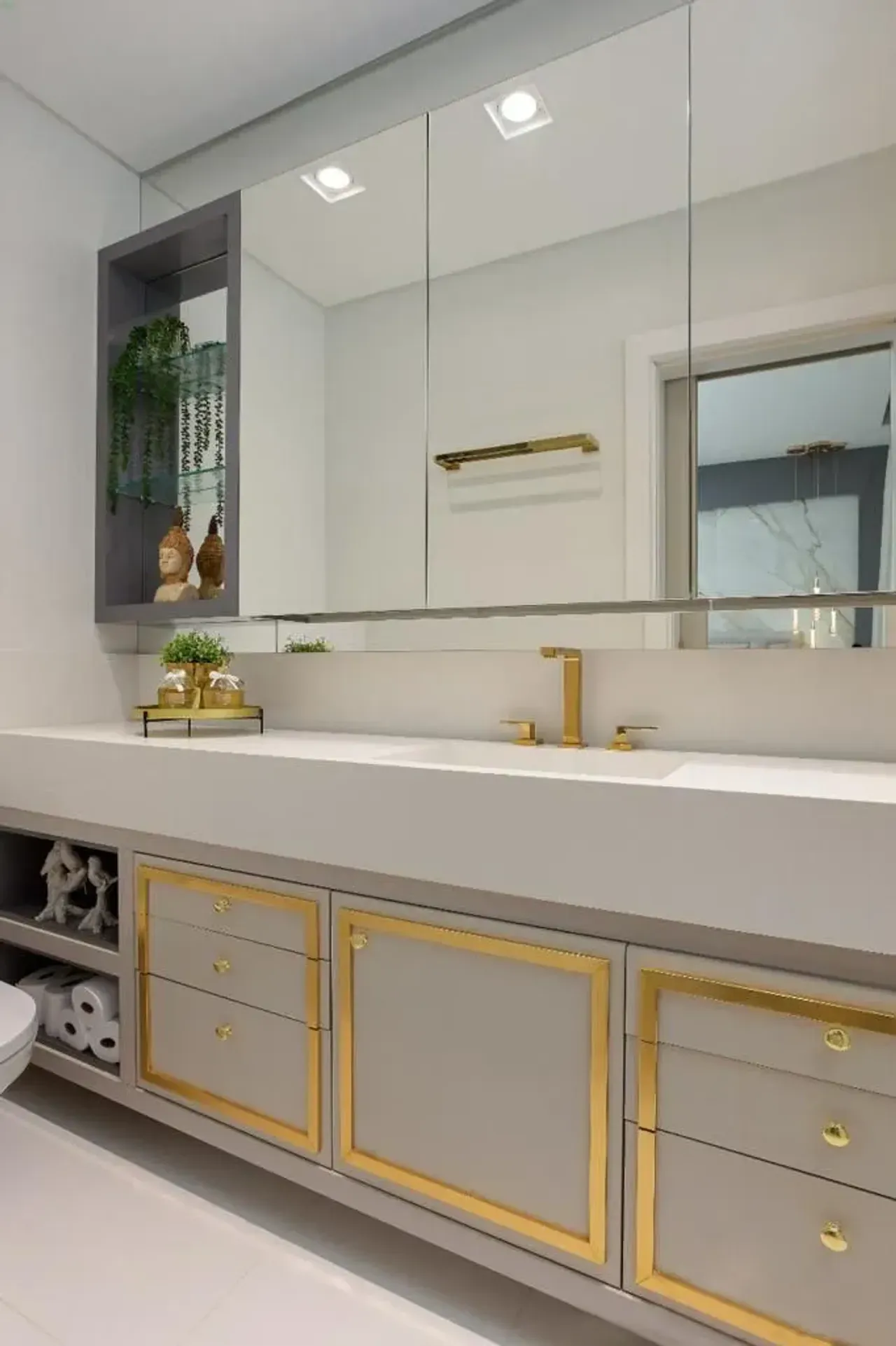Apartamento com 3 dormitórios sendo 2 suítes e 3 vagas de garagem no Centro de Balneário Camboriú/SC — foto 36