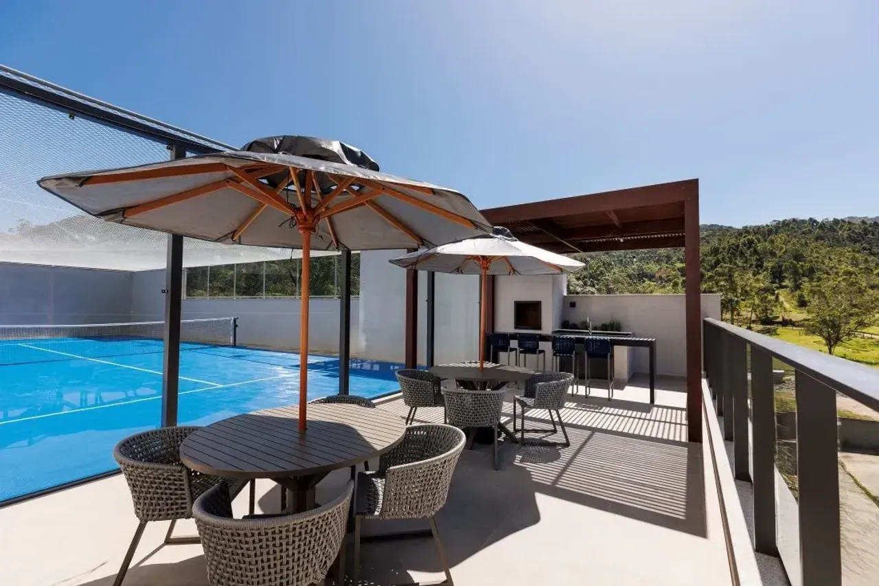 Apartamento na planta com 2 dormitórios sendo 1 suíte e 1 vaga de garagem na Praia Brava em Itajaí — foto 44