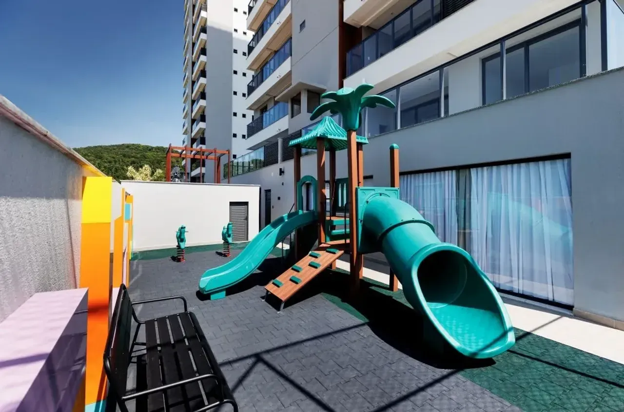 Apartamento na planta com 2 dormitórios sendo 1 suíte e 1 vaga de garagem na Praia Brava em Itajaí — foto 36