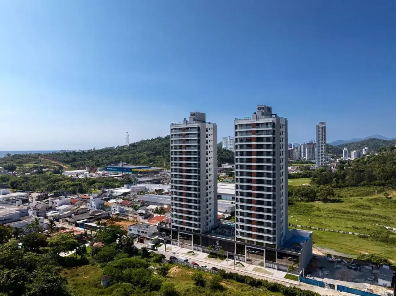 Apartamento na planta com 2 dormitórios sendo 1 suíte e 1 vaga de garagem na Praia Brava em Itajaí — foto 19