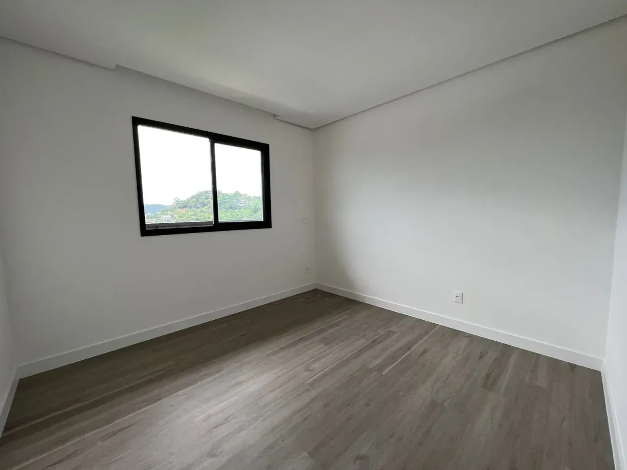 Apartamento na planta com 2 dormitórios sendo 1 suíte e 1 vaga de garagem na Praia Brava em Itajaí — foto 7