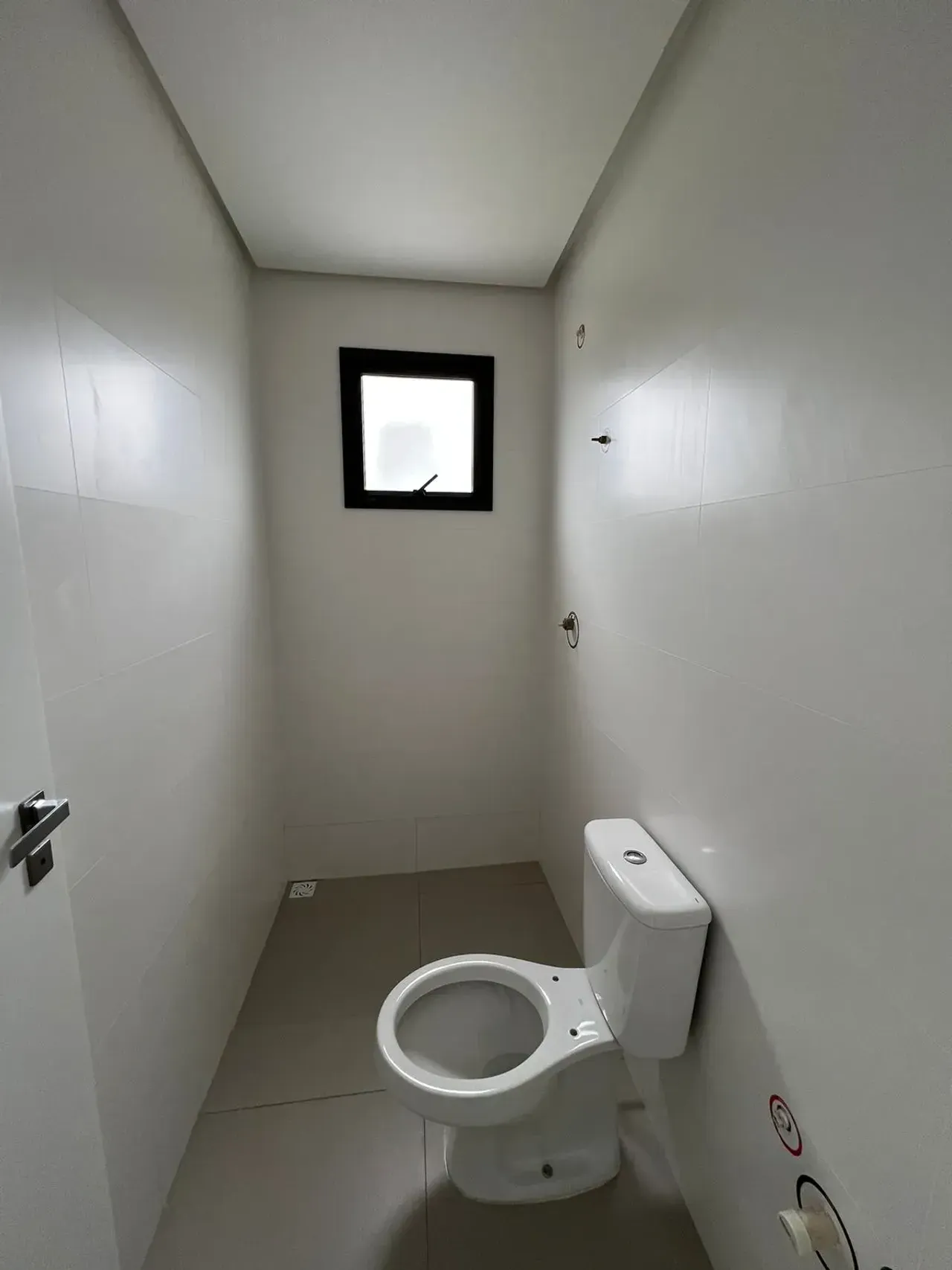 Apartamento na planta com 2 dormitórios sendo 1 suíte e 1 vaga de garagem na Praia Brava em Itajaí — foto 8