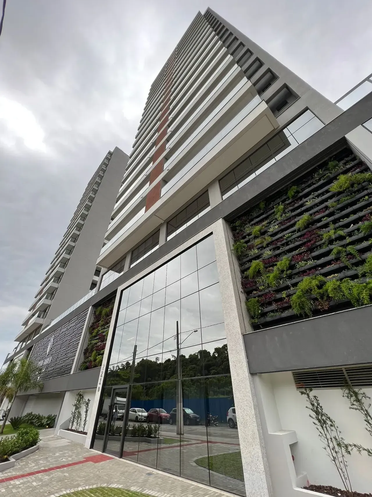 Apartamento na planta com 2 dormitórios sendo 1 suíte e 1 vaga de garagem na Praia Brava em Itajaí — foto 16