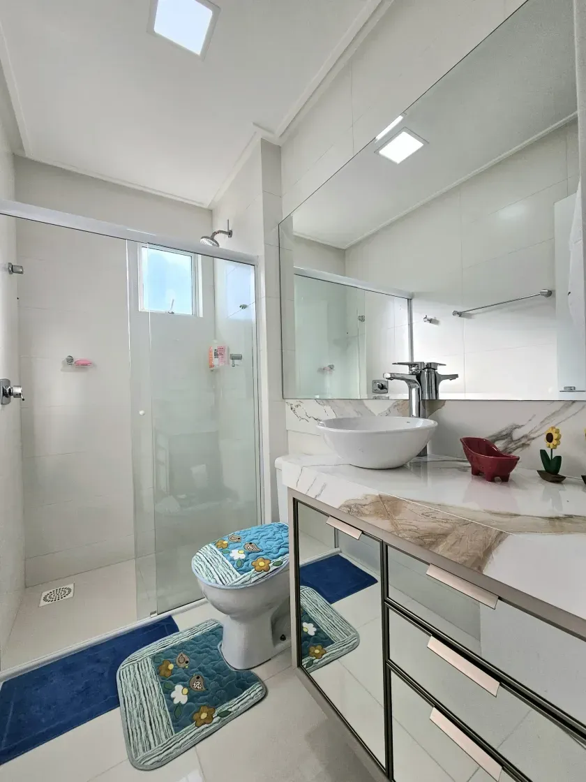 Apartamento no Edifício Saveiro com 3 suítes em Balneário Camboriú — foto 26