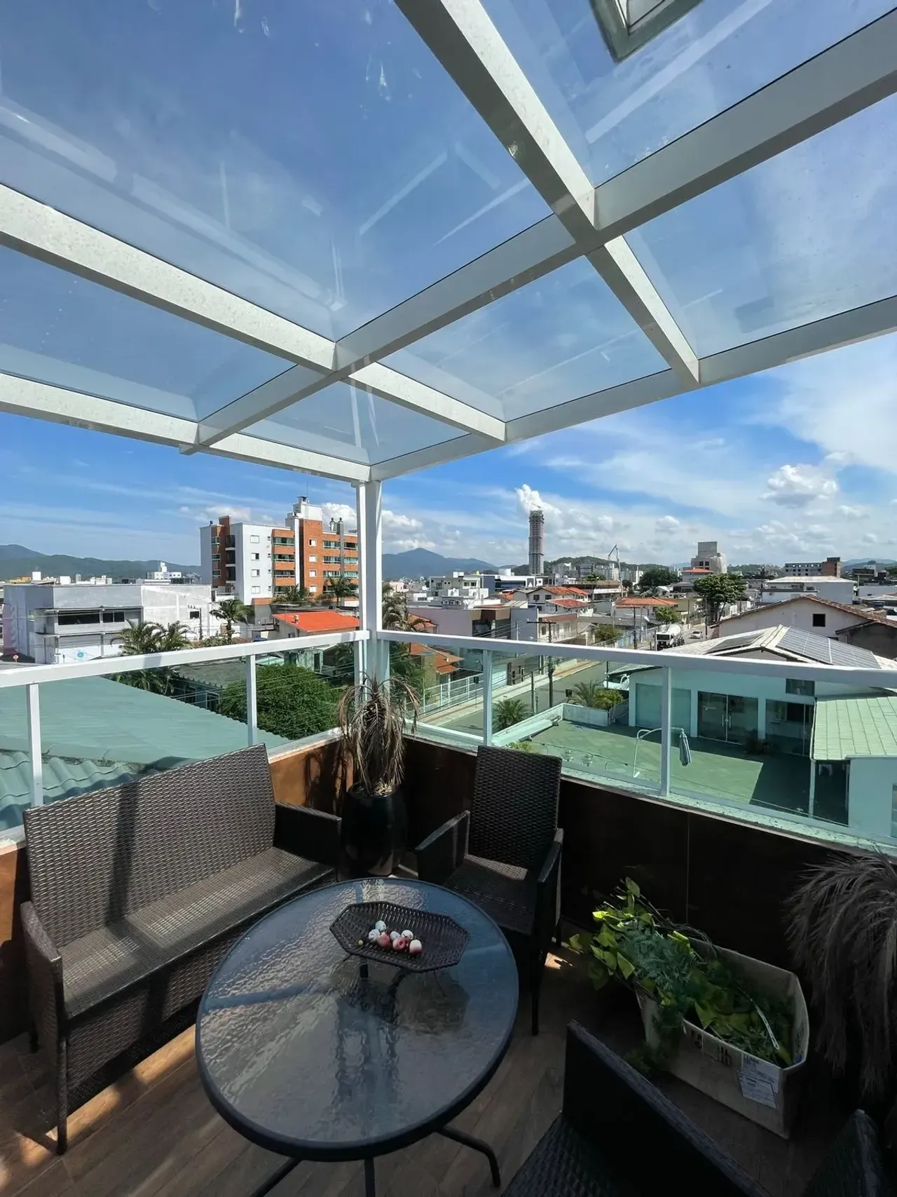 Geminado Triplex com 3 quartos no Centro de Balneário Camboriú — foto 3