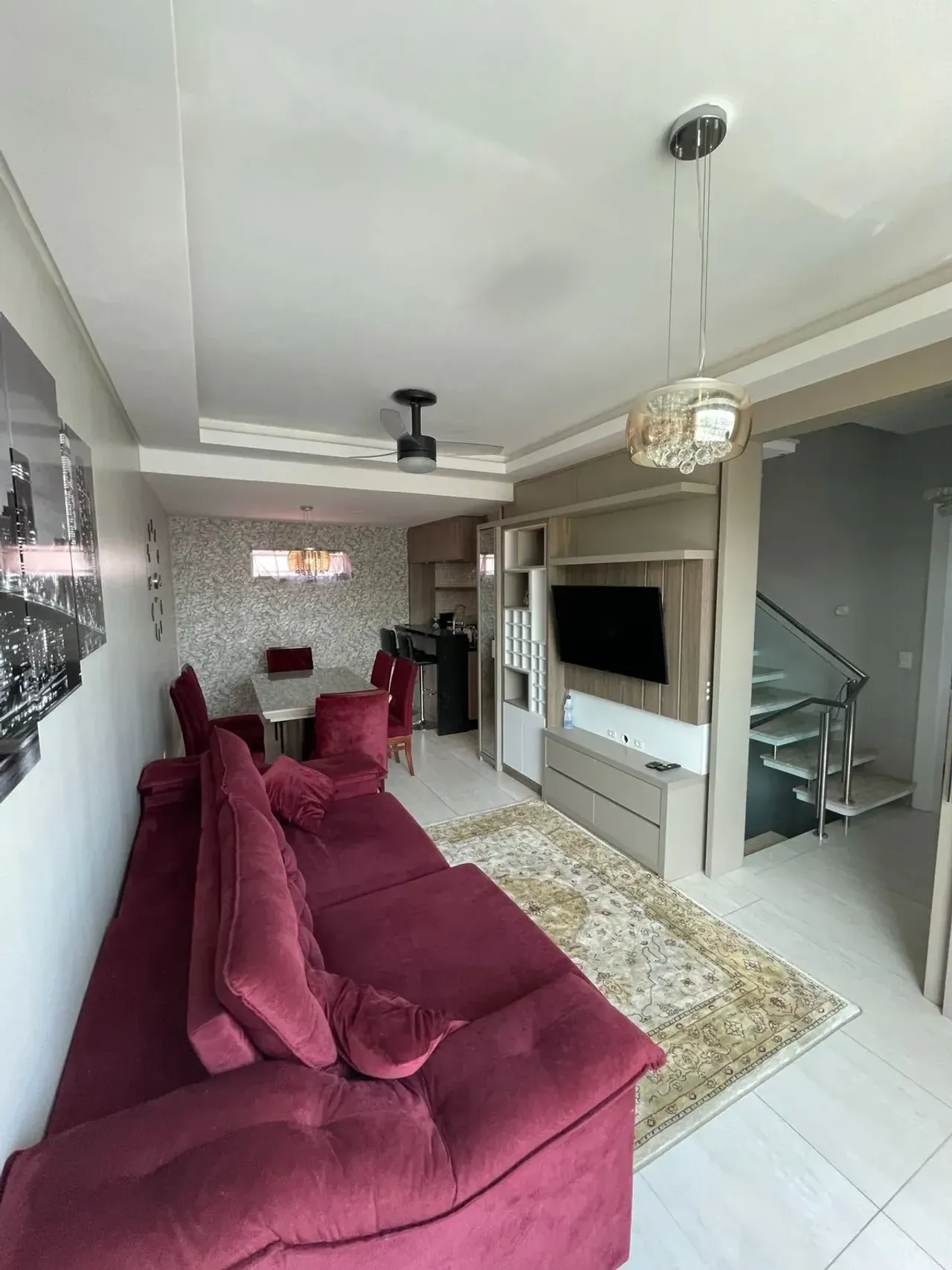 Geminado Triplex com 3 quartos no Centro de Balneário Camboriú — foto 1
