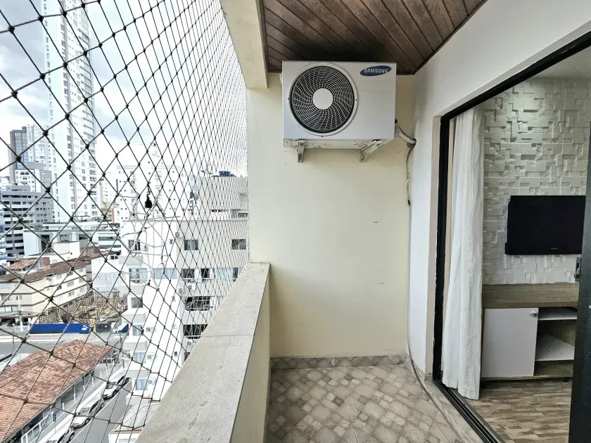 Apartamento no Edifício Dom Herminío com 2 dormitórios em Balneário Camboriú — foto 3