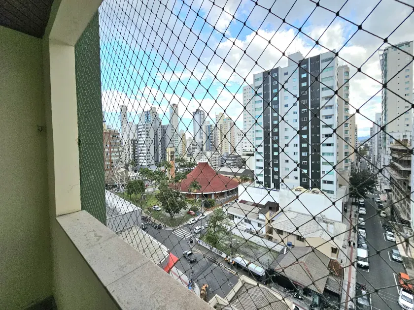 Apartamento no Edifício Dom Herminío com 2 dormitórios em Balneário Camboriú — foto 4