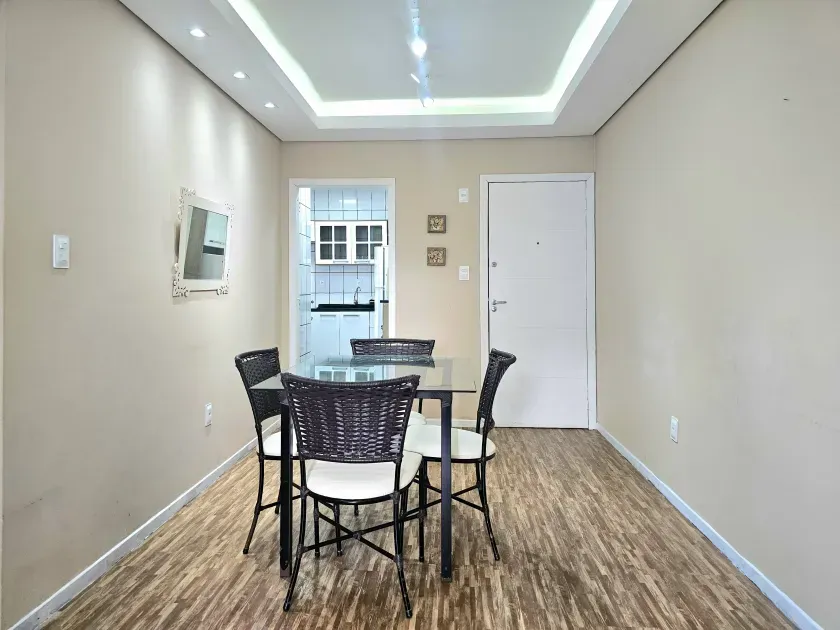 Apartamento no Edifício Dom Herminío com 2 dormitórios em Balneário Camboriú — foto 6