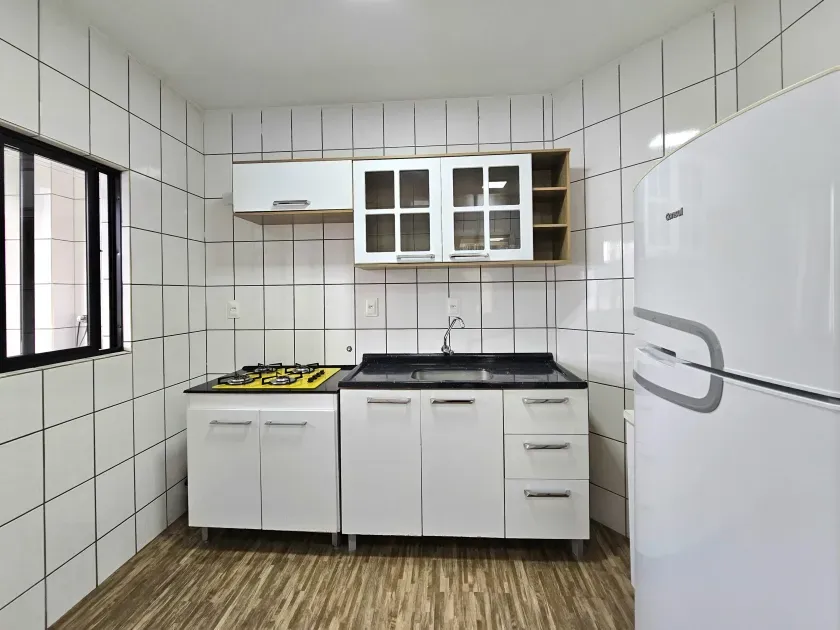 Apartamento no Edifício Dom Herminío com 2 dormitórios em Balneário Camboriú — foto 8