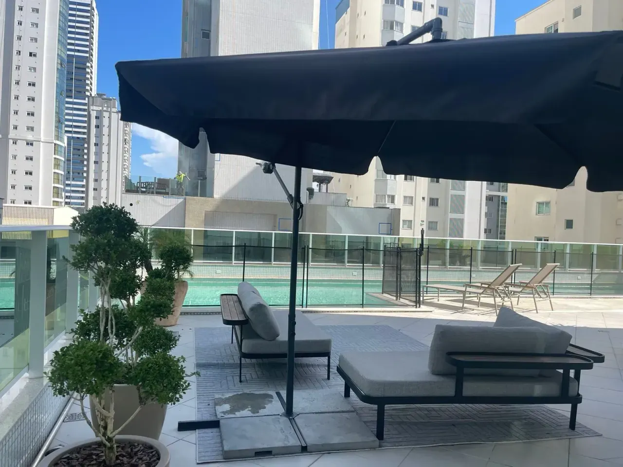 Apartamento no Edifício Four Seasons com 4 suítes no Centro de Balneário Camboriú — foto 14
