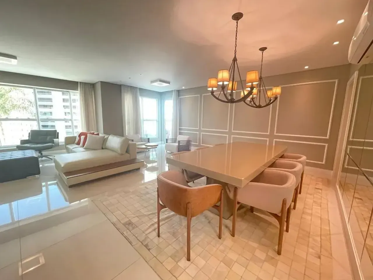 Apartamento no Edifício Four Seasons com 4 suítes no Centro de Balneário Camboriú — foto 5