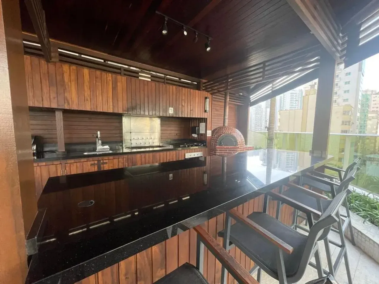 Apartamento no Edifício Four Seasons com 4 suítes no Centro de Balneário Camboriú — foto 21