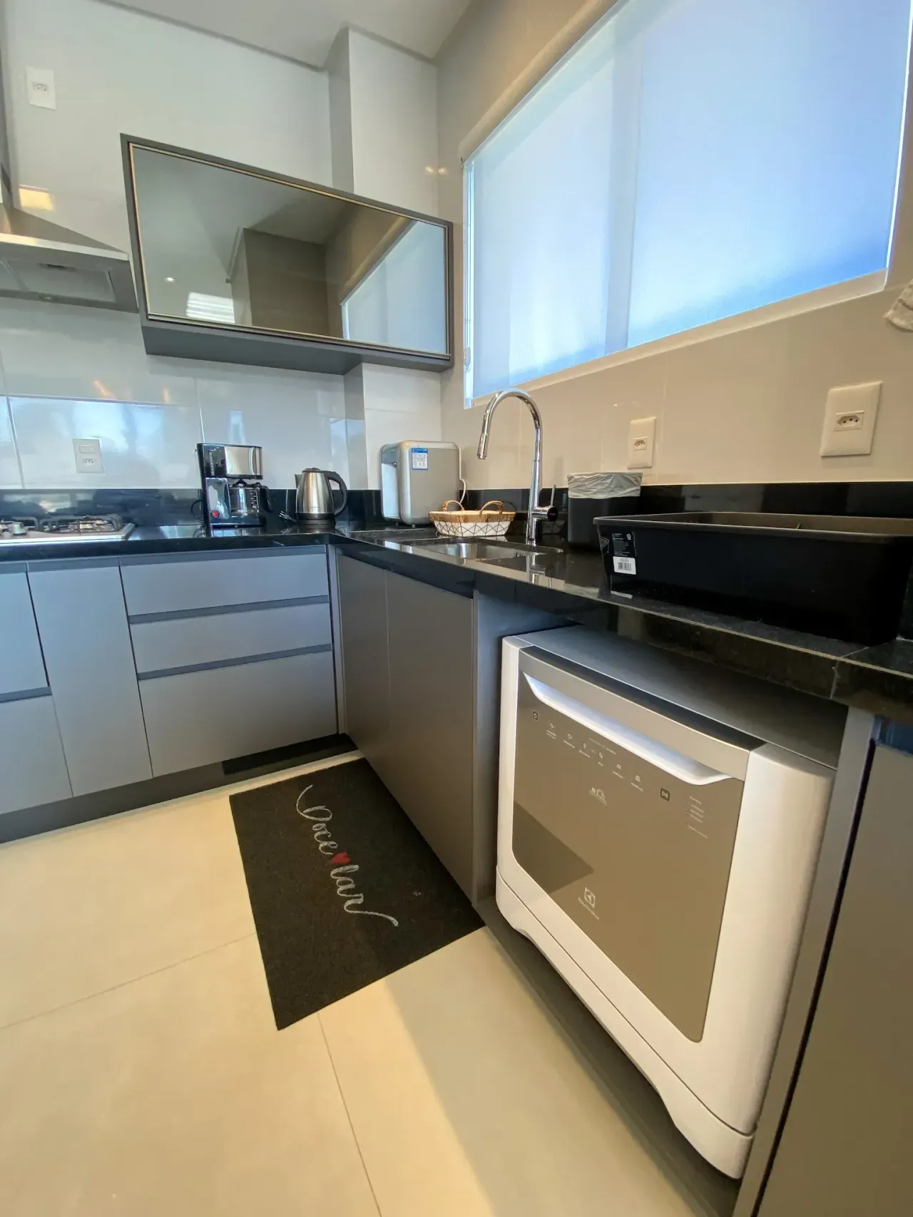 Apartamento no Edifício Montpellir com 3 suítes em Balneário Camboriú — foto 15