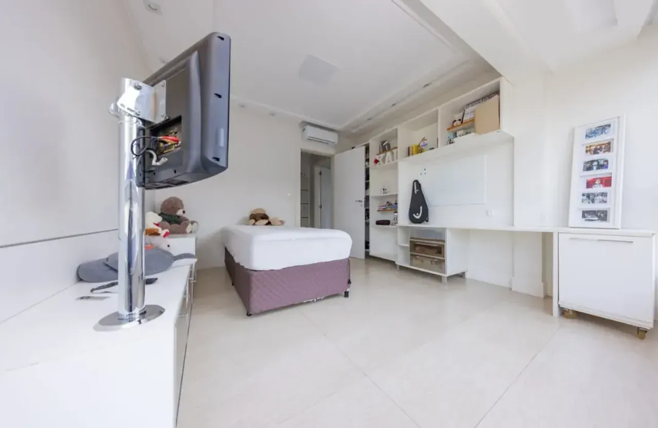 Cobertura Triplex no Edifício Villagio de Veneza com 3 suítes em Balneário Camboriú — foto 14
