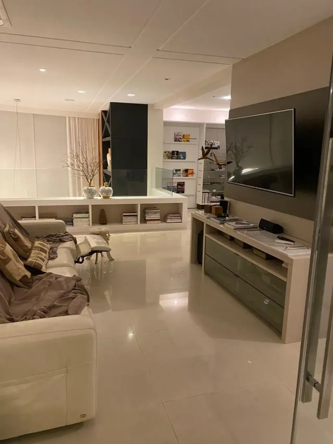 Cobertura Duplex no Edíficio Holambra Residence com 3 suítes em Balneário Camboriú — foto 20