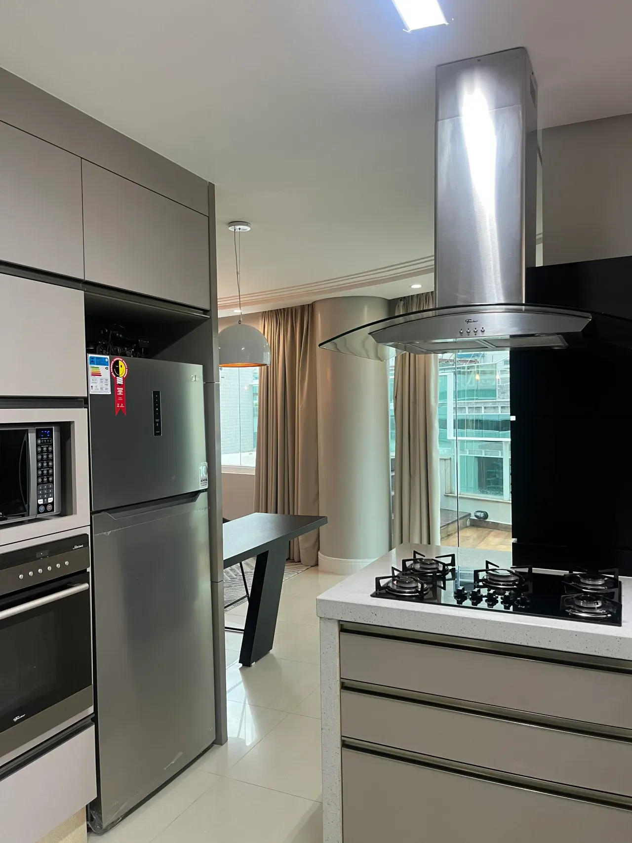 Apartamento no Edificio Palazzo del Mare com 3 suítes em Balneário Camboriú — foto 3
