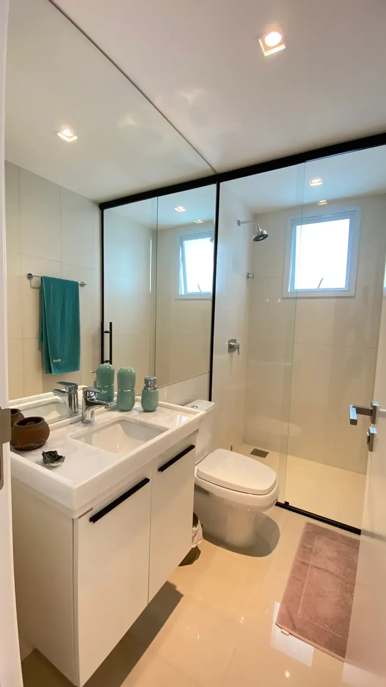 Apartamento no Edifício Falcon Tower com 4 dormitórios em Balneário Camboriú — foto 10
