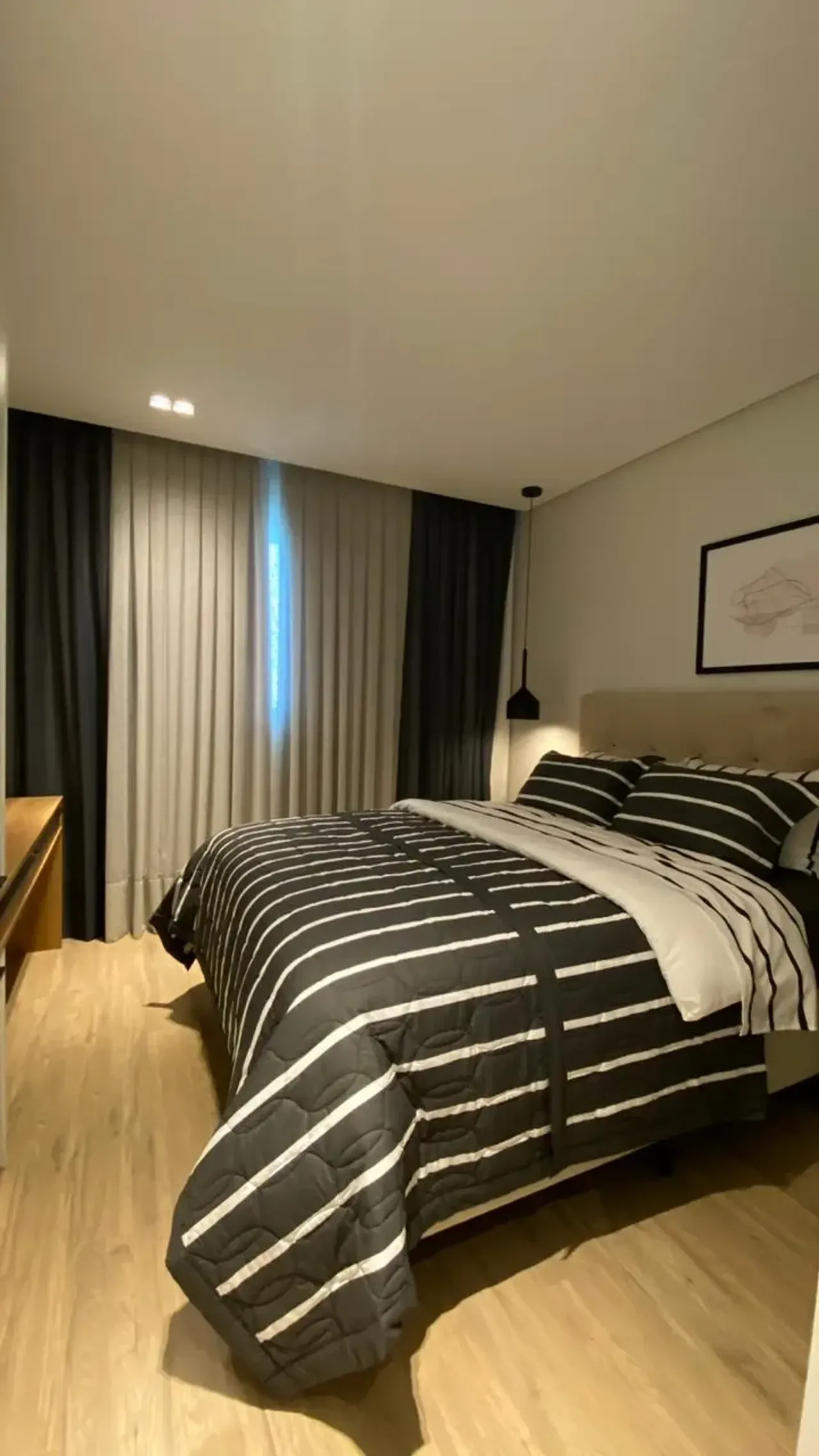 Apartamento no Edifício Falcon Tower com 4 dormitórios em Balneário Camboriú — foto 8