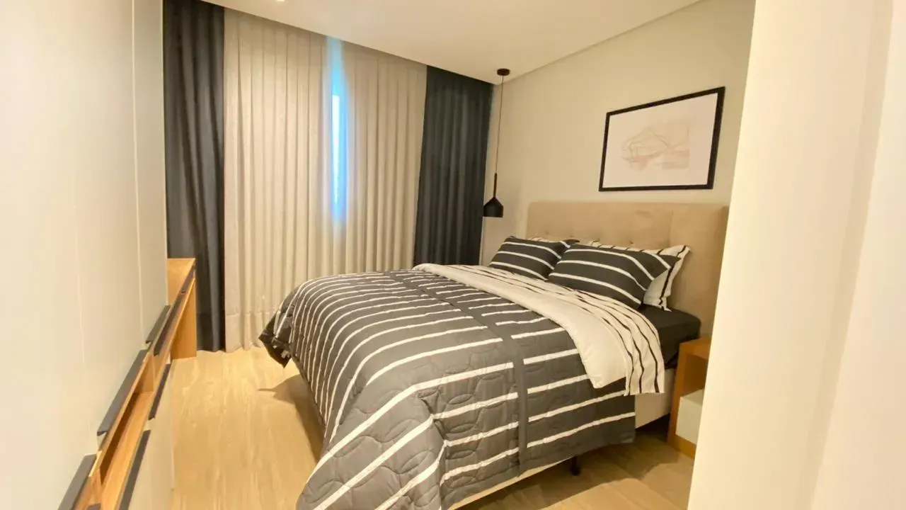 Apartamento no Edifício Falcon Tower com 4 dormitórios em Balneário Camboriú — foto 3
