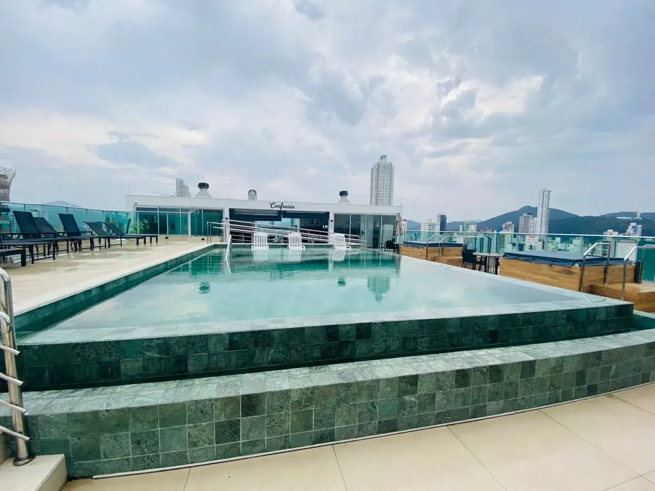 Apartamento no Edifício Aldebaran com 1 suíte em Balneário Camboriú — foto 2